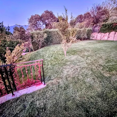 Villa Garden & Pool *